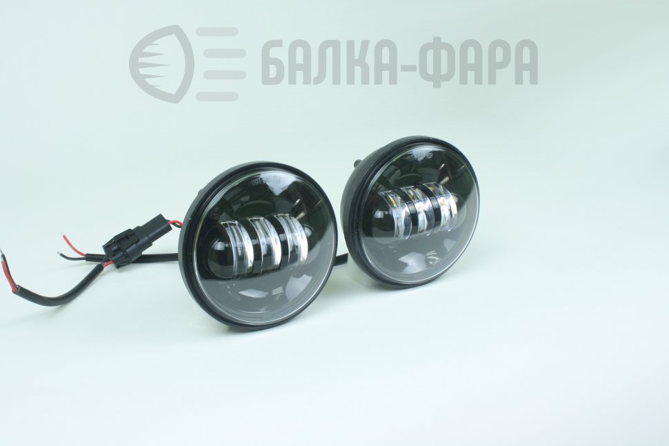 Светодиодные фары в ПТФ, 4,5 дюйма, серия F4218, черные